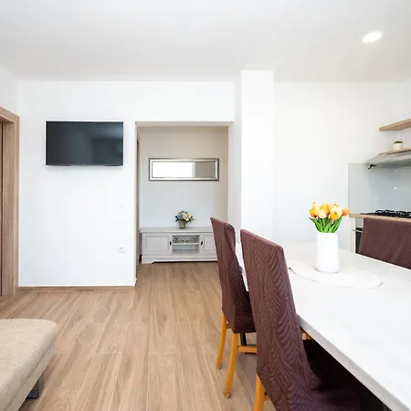 With Parking Space - 25505 * 자다르